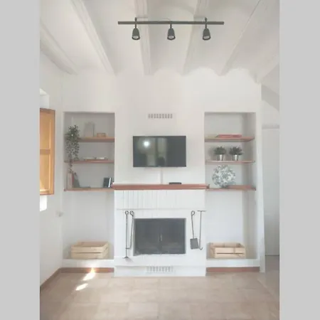 Сasa de vacaciones Casita Roja. Alójate En La Sierra De Mariola. Bañeres