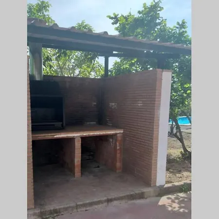 Casita Roja. Alójate En La Sierra De Mariola. Bañeres