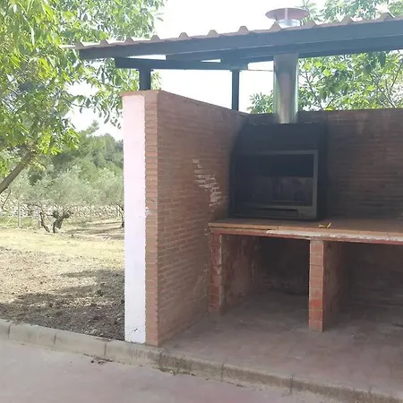 Casita Roja. Alójate En La Sierra De Mariola. Сasa de vacaciones Bañeres