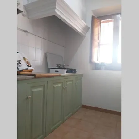 Сasa de vacaciones Casita Roja. Alójate En La Sierra De Mariola. *