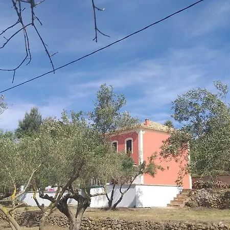 Casita Roja. Alójate En La Sierra De Mariola. * Bañeres