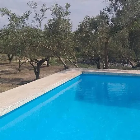 Сasa de vacaciones Casita Roja. Alójate En La Sierra De Mariola. Bañeres